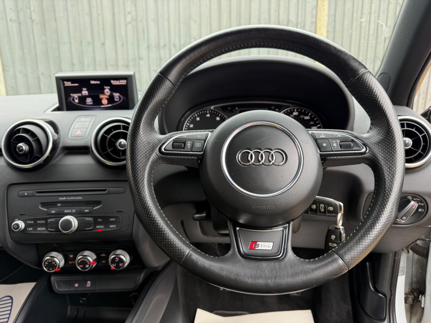 Used Audi A1 2012 for sale - 77305341: Photo 6