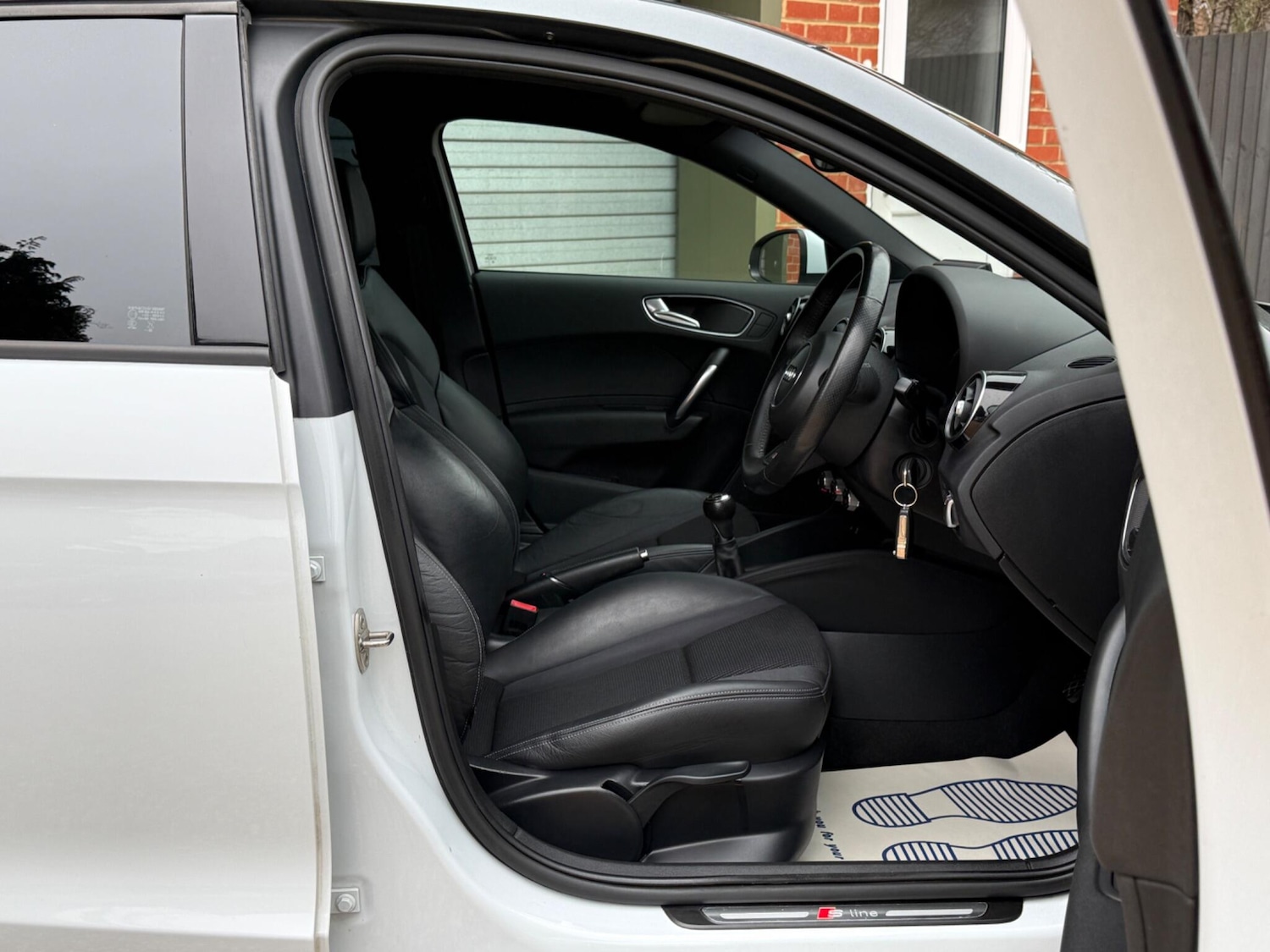 Used Audi A1 2012 for sale - 77305341: Photo 8