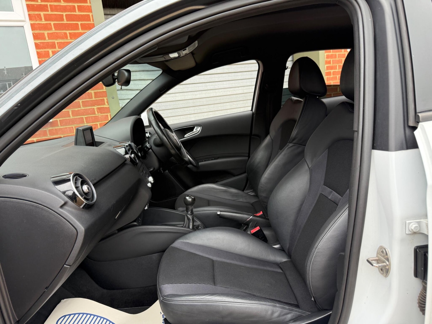 Used Audi A1 2012 for sale - 77305341: Photo 9