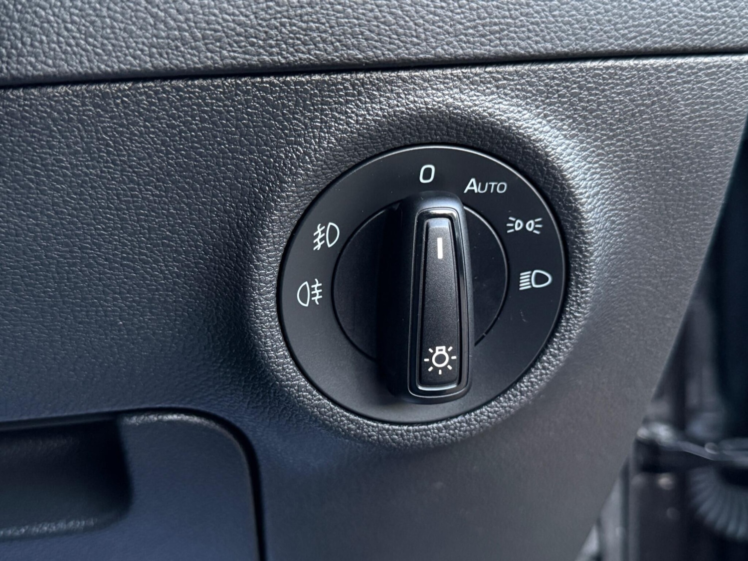 Used Skoda Karoq for sale - 77704937: Photo 37