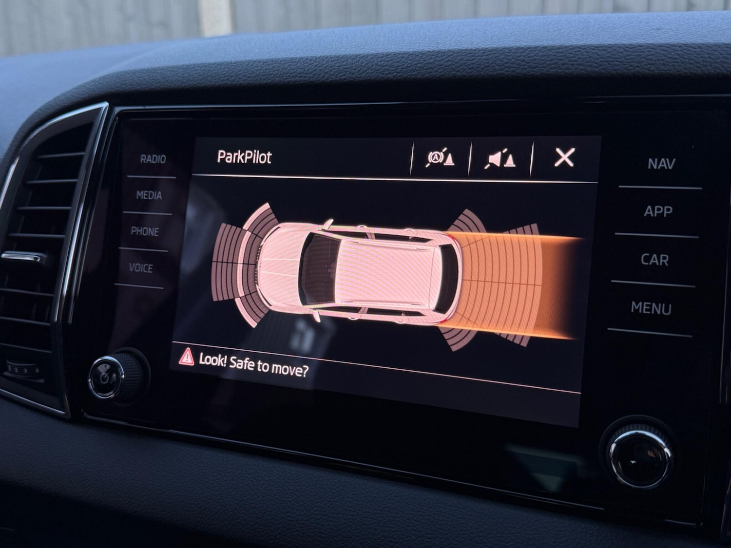 Used Skoda Karoq for sale - 77704937: Photo 52