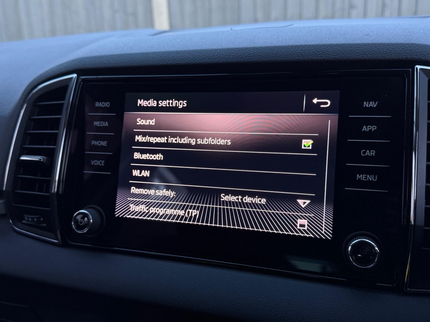 Used Skoda Karoq for sale - 77704937: Photo 78