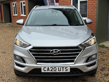 Used Hyundai TUCSON 2020 for sale - 76270508: Photo