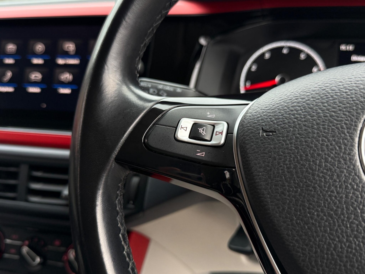 Used Volkswagen Polo 2018 for sale - 77424548: Photo 35