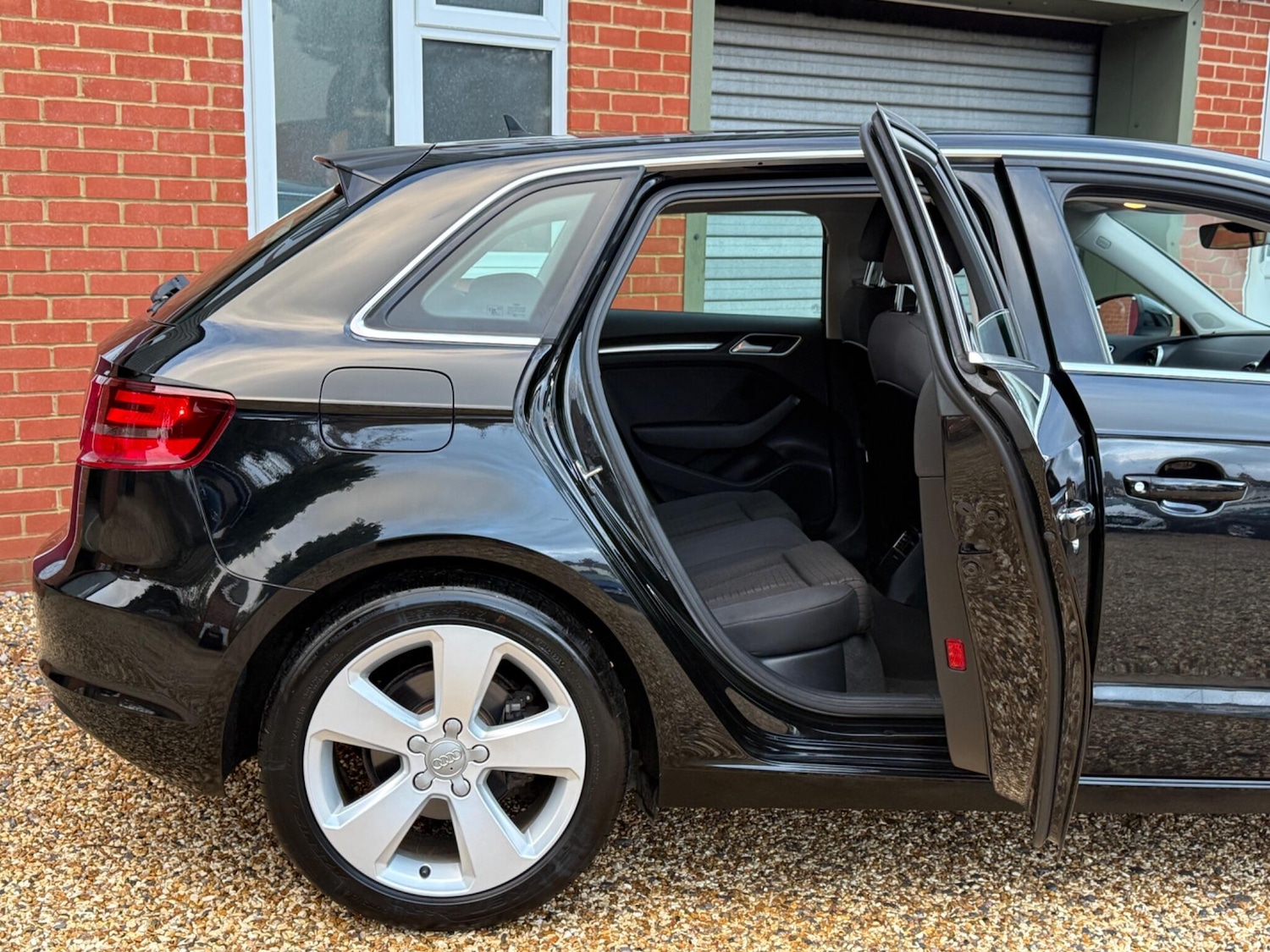 Used Audi A3 2016 for sale - 76780564: Photo 11