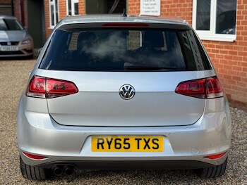 Used Volkswagen Golf 2015 for sale - 77253596: Photo