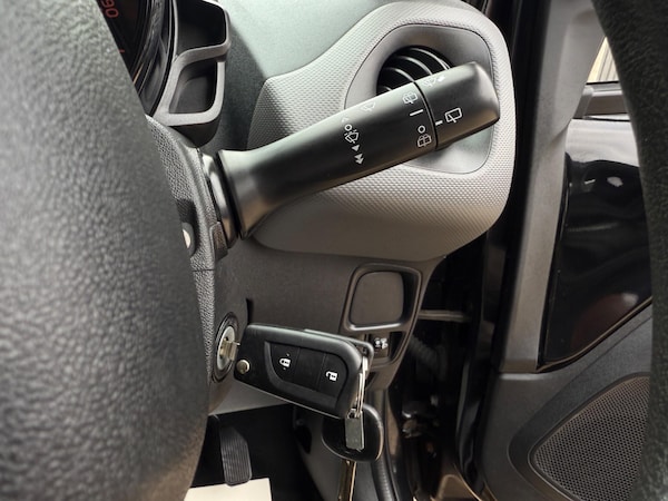 Used Peugeot 108 2020 for sale - 76137954: Photo 27
