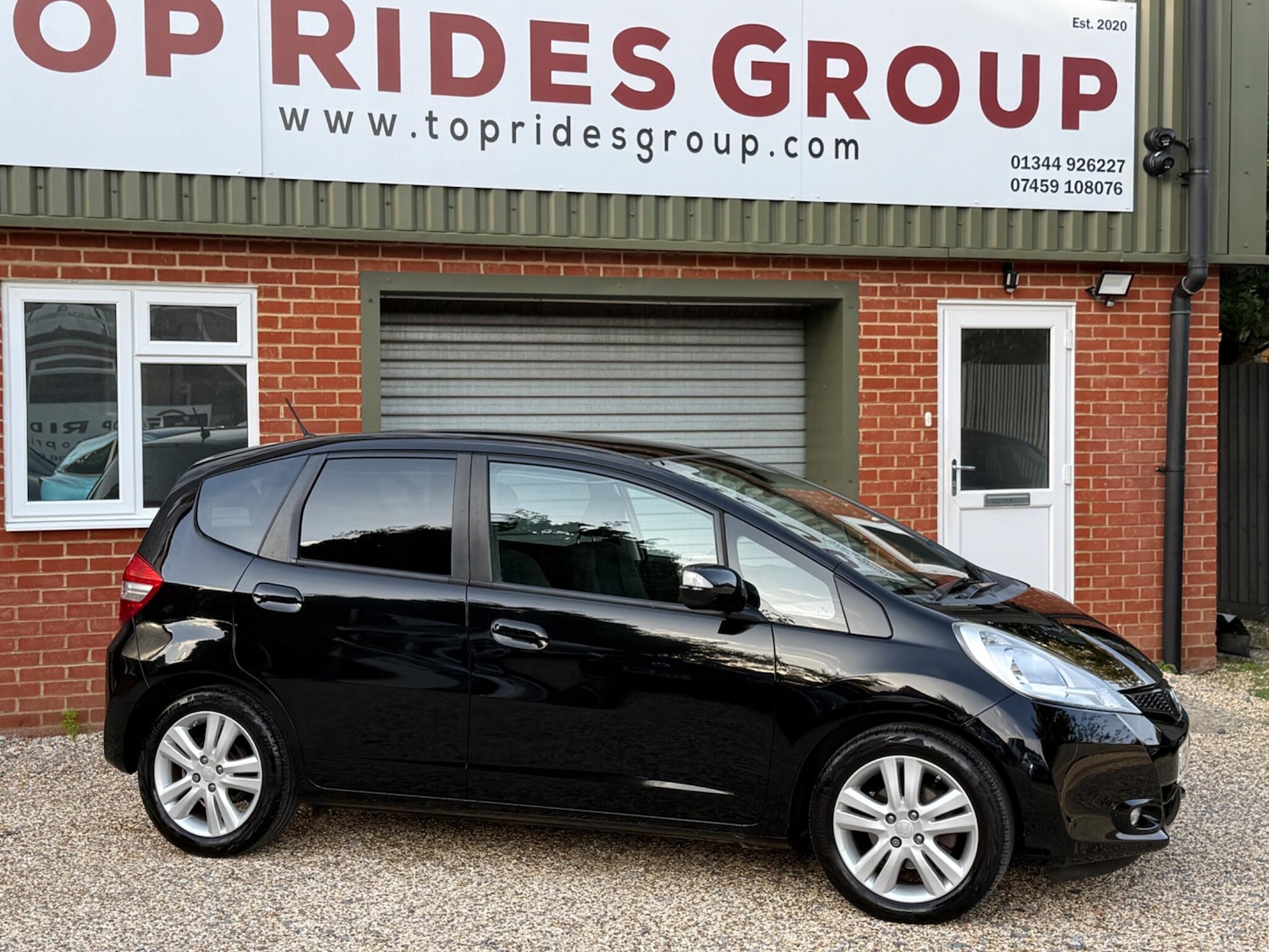 Used Honda Jazz 2015 for sale - 76781917: Photo 1