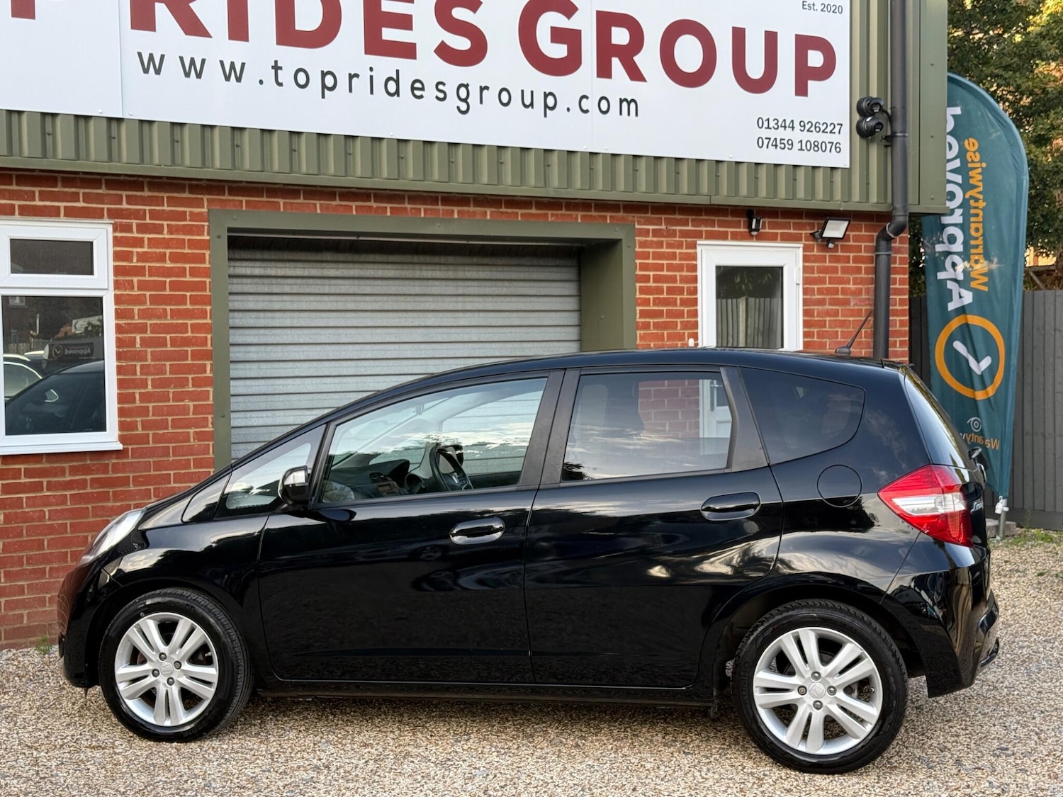 Used Honda Jazz 2015 for sale - 76781917: Photo 2