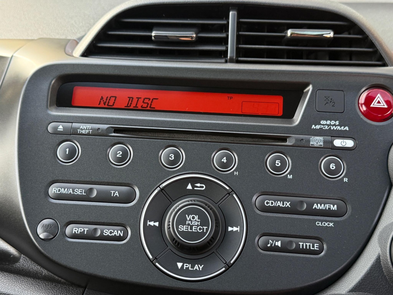 Used Honda Jazz 2015 for sale - 76781917: Photo 42