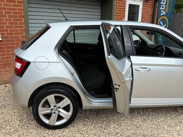Used Skoda Fabia 2016 for sale - 75589857: Photo 17