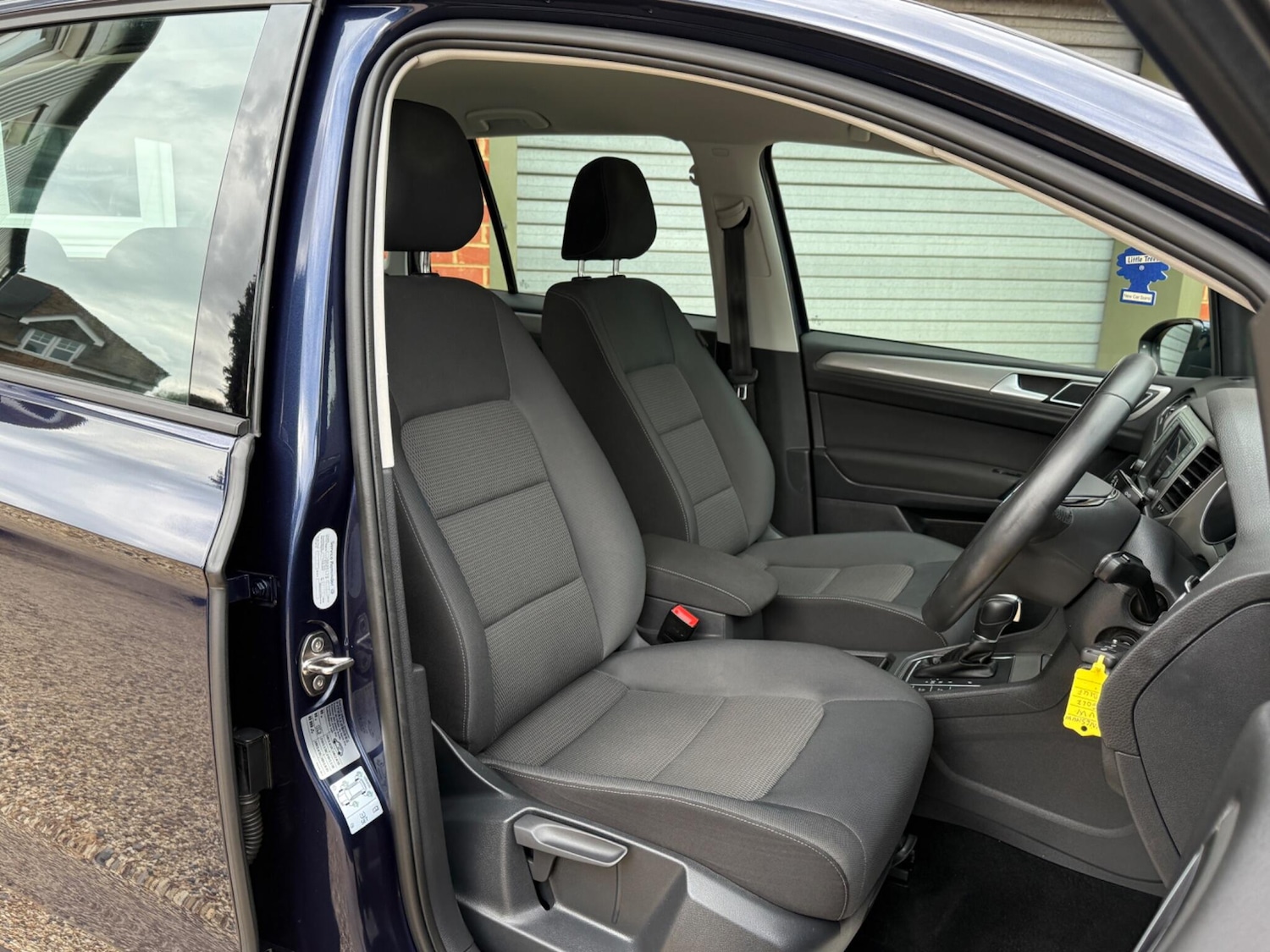 Used Volkswagen Golf SV 2015 for sale - 76781500: Photo 15