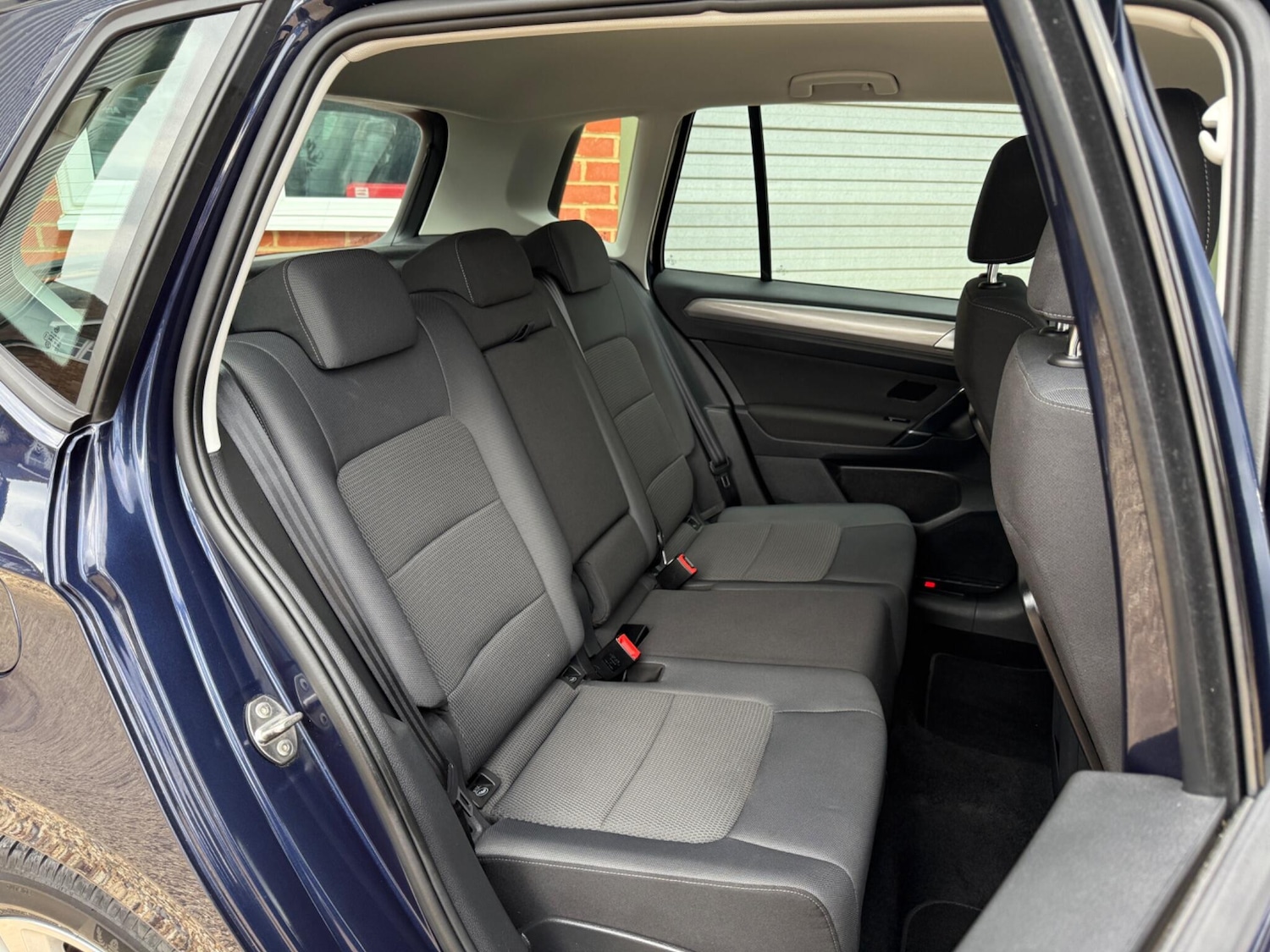 Used Volkswagen Golf SV 2015 for sale - 76781500: Photo 17