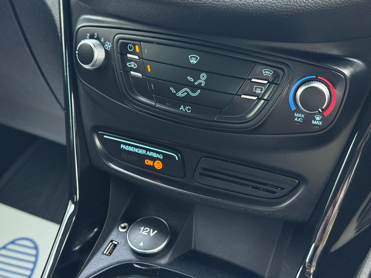 Used Ford B-MAX 2016 for sale - 77305362: Photo 37