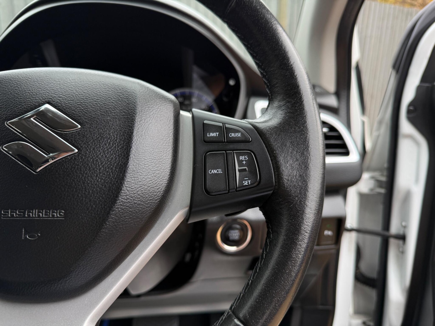 Used Suzuki SX4 S-Cross 2018 for sale - 77001969: Photo 31