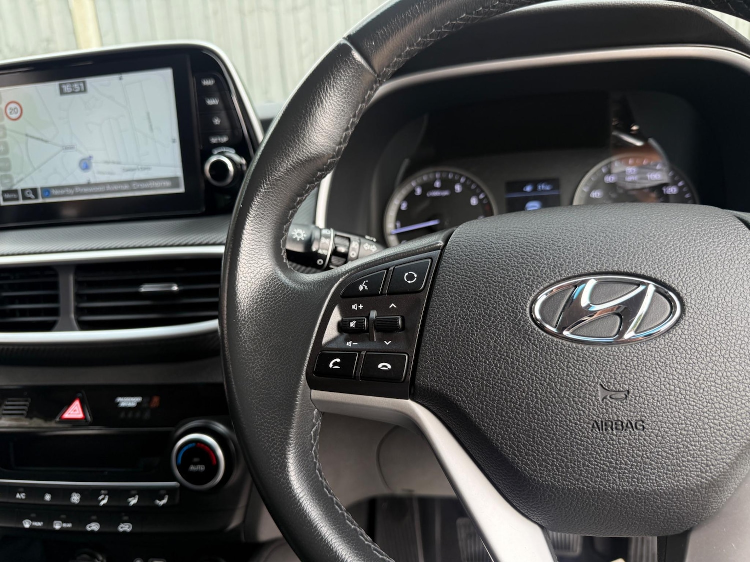 Used Hyundai TUCSON 2020 for sale - 77001993: Photo 33