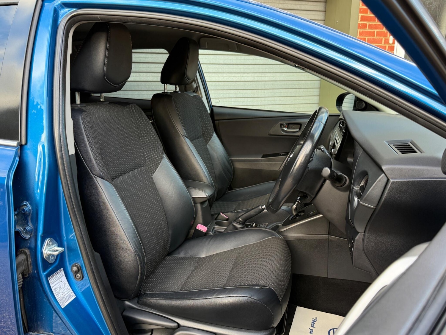 Used Toyota Auris 2014 for sale - 77001974: Photo 14