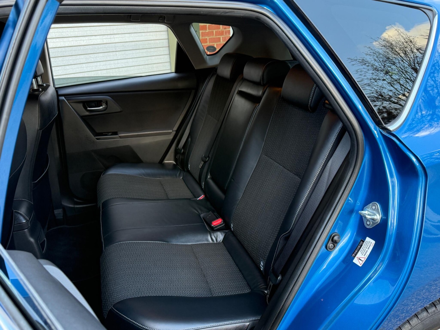 Used Toyota Auris 2014 for sale - 77001974: Photo 26