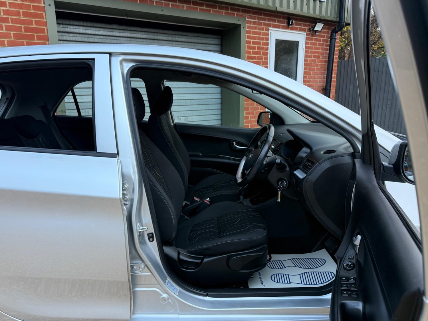 Used Kia Picanto 2013 for sale - 76781983: Photo 10