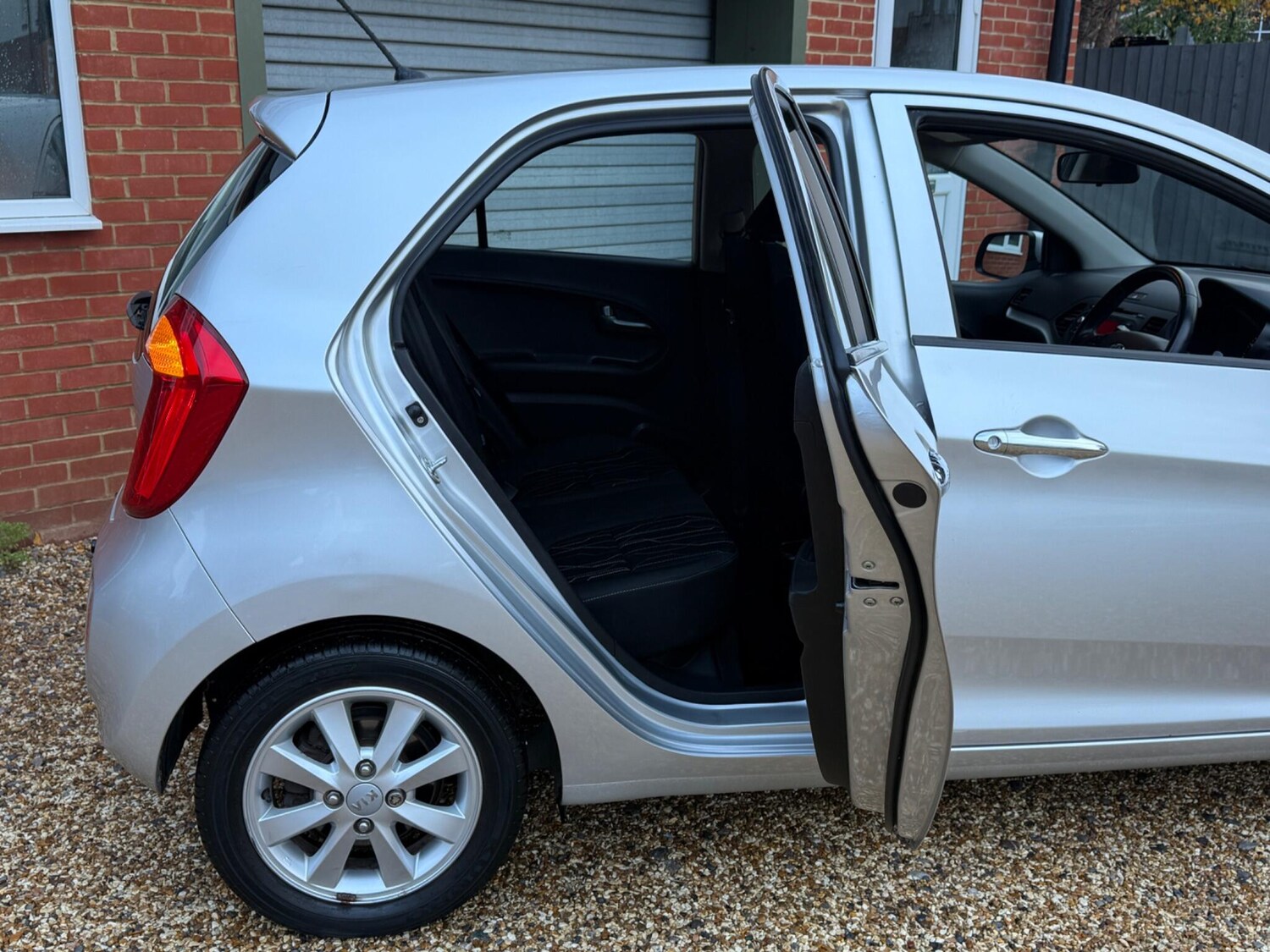 Used Kia Picanto 2013 for sale - 76781983: Photo 14