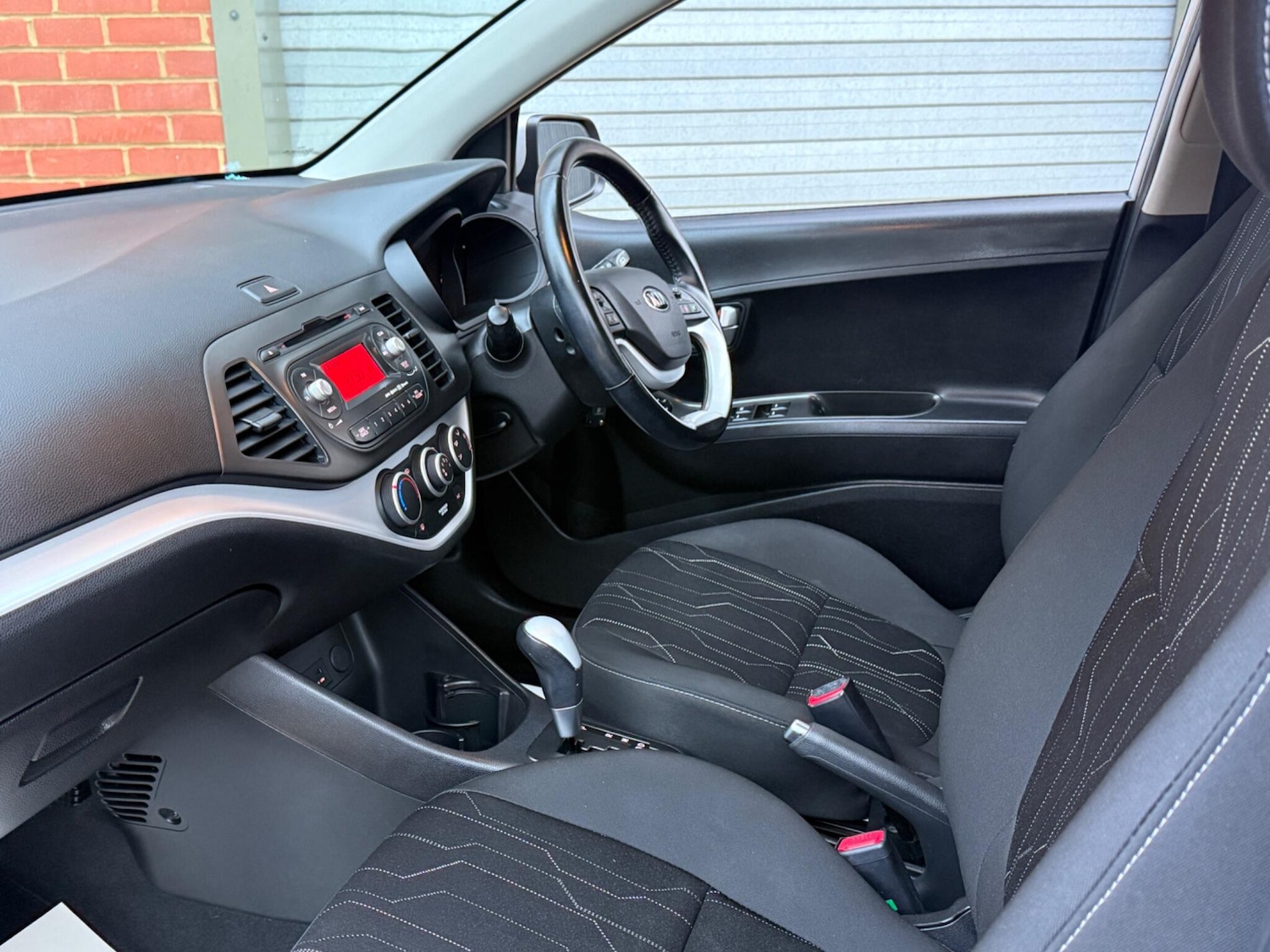 Used Kia Picanto 2013 for sale - 76781983: Photo 25