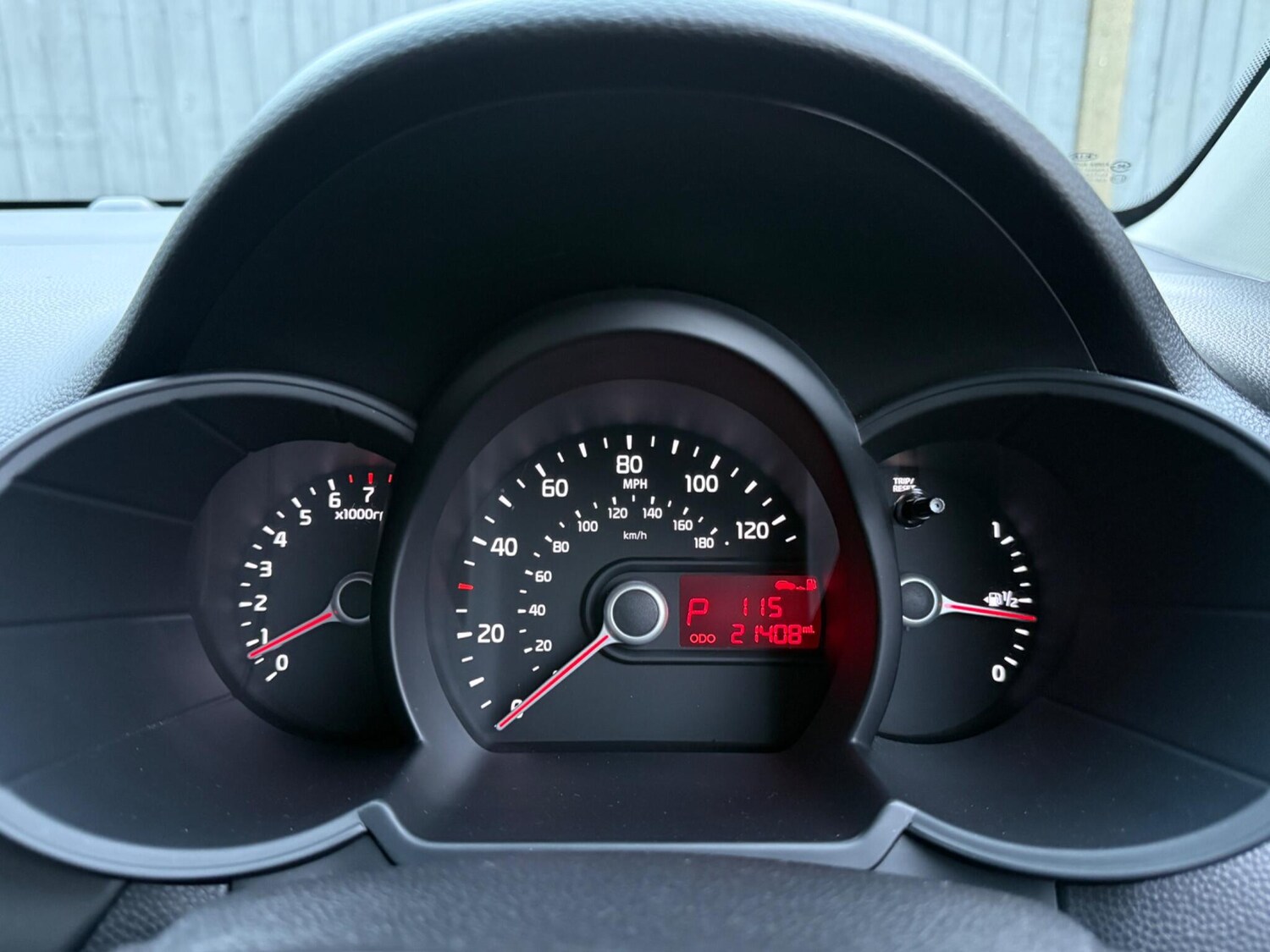 Used Kia Picanto 2013 for sale - 76781983: Photo 31