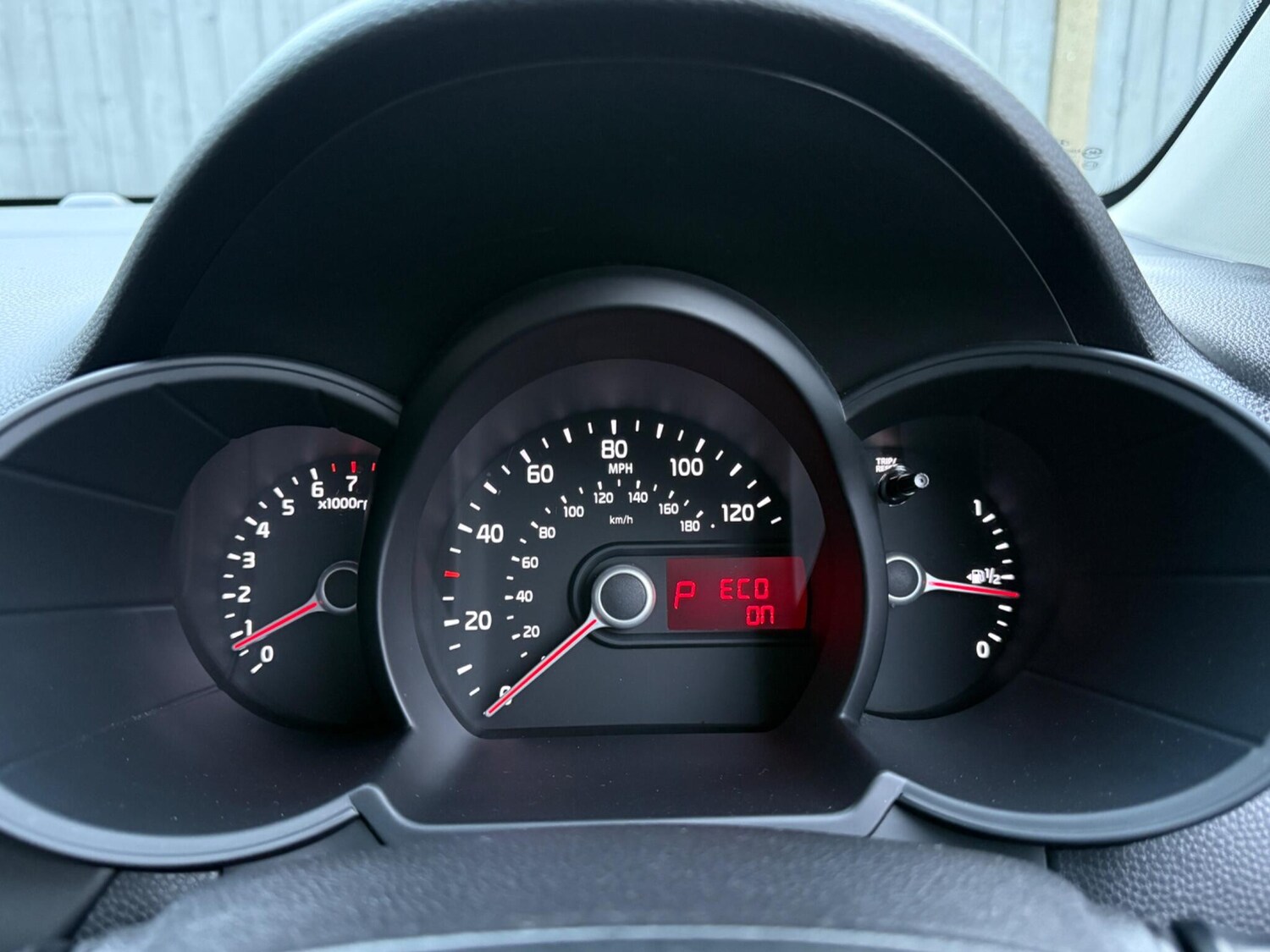 Used Kia Picanto 2013 for sale - 76781983: Photo 32