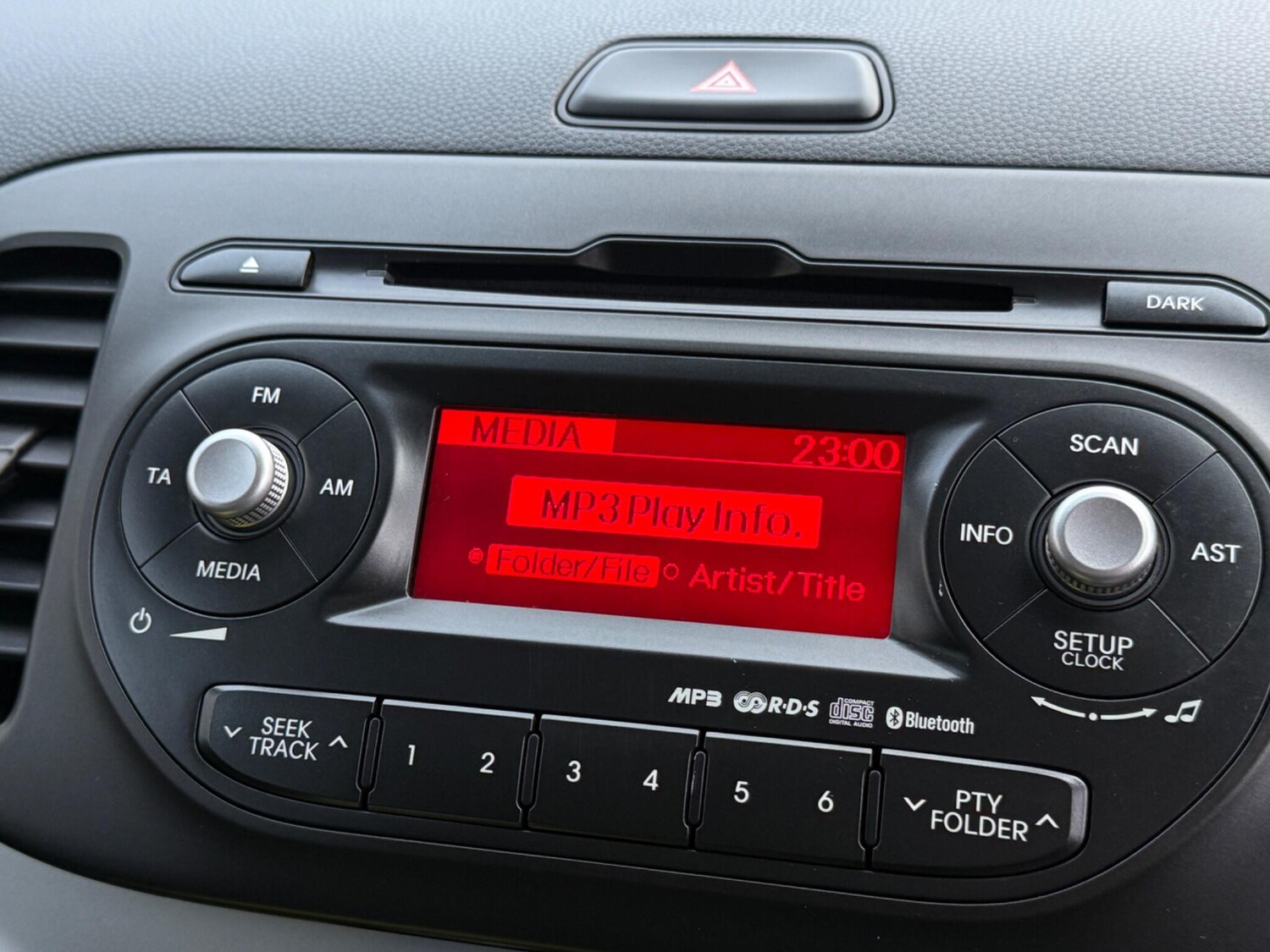 Used Kia Picanto 2013 for sale - 76781983: Photo 40