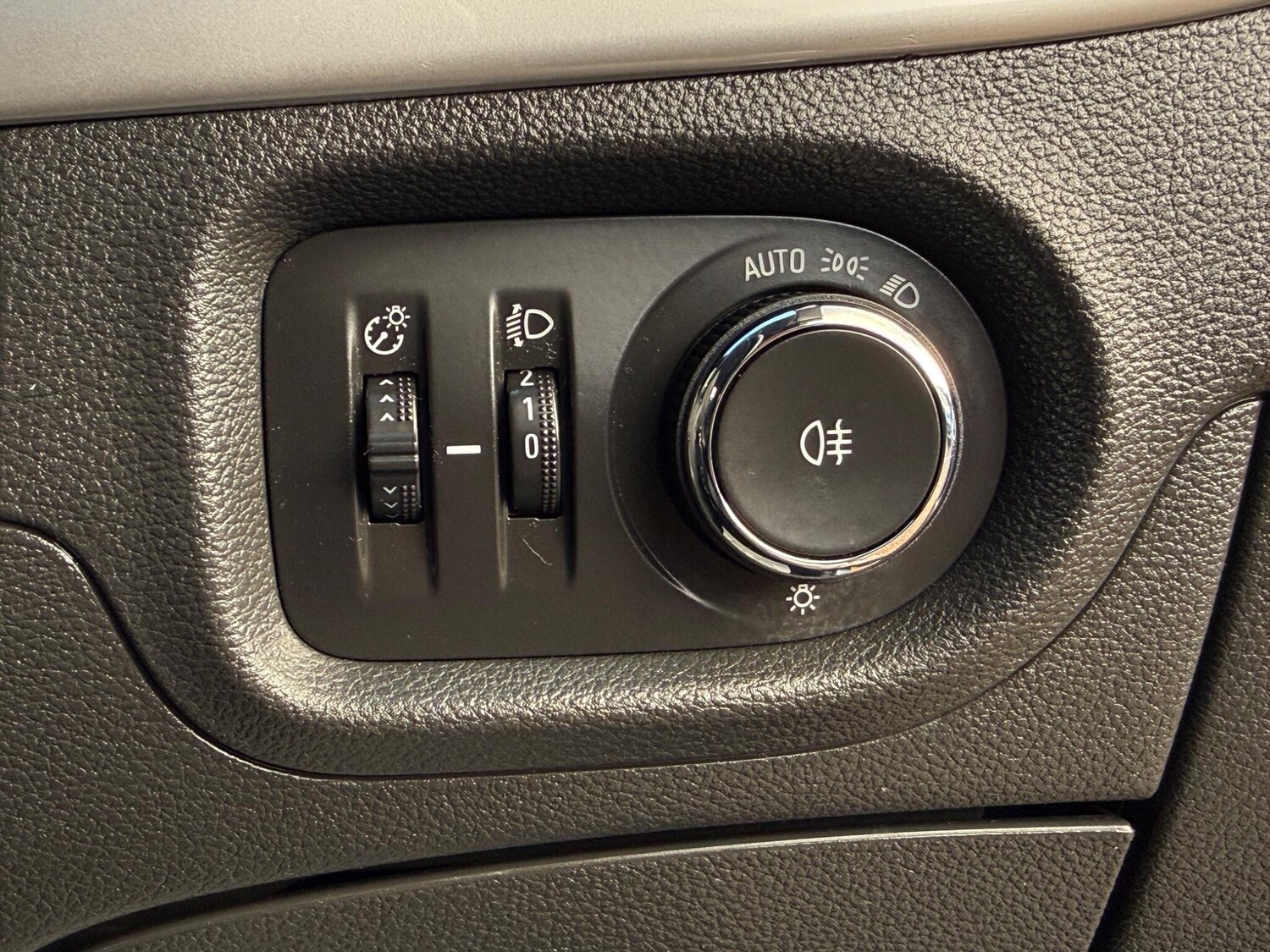 Used Vauxhall Astra 2020 for sale - 76850127: Photo 37