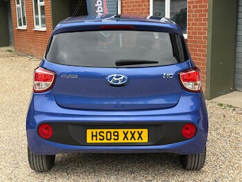Used Hyundai i10 2018 for sale - 75564294: Photo