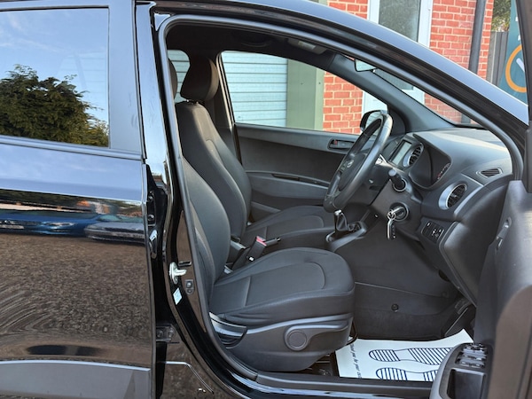 Used Hyundai i10 2019 for sale - 75729108: Photo 11