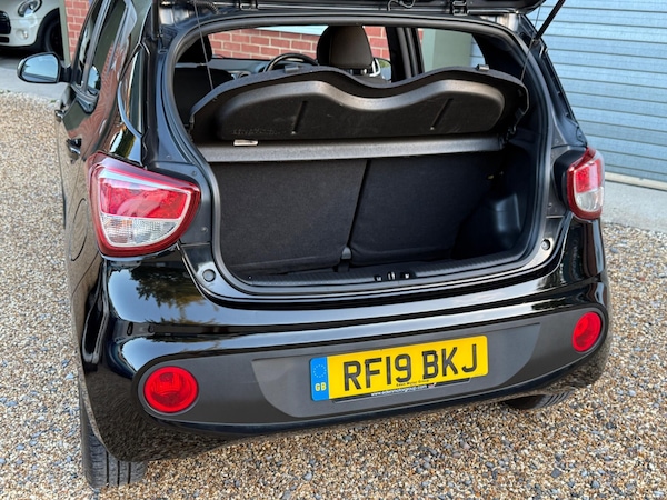 Used Hyundai i10 2019 for sale - 75729108: Photo 20