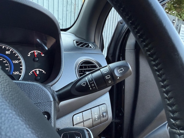 Used Hyundai i10 2019 for sale - 75729108: Photo 35