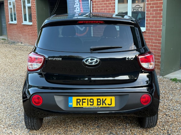 Used Hyundai i10 2019 for sale - 75729108: Photo 4