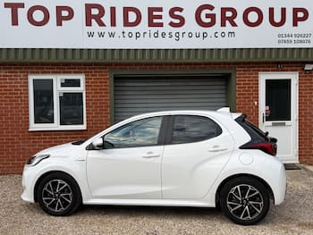 Used Toyota Yaris 2021 for sale - 79831173: Photo