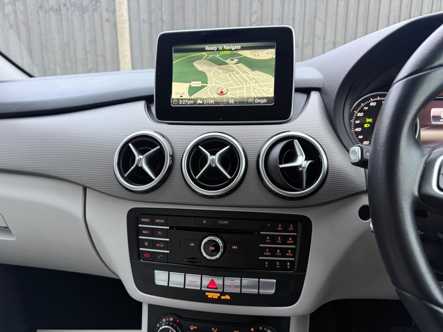 Used Mercedes-Benz B Class 2016 for sale - 76975443: Photo 8