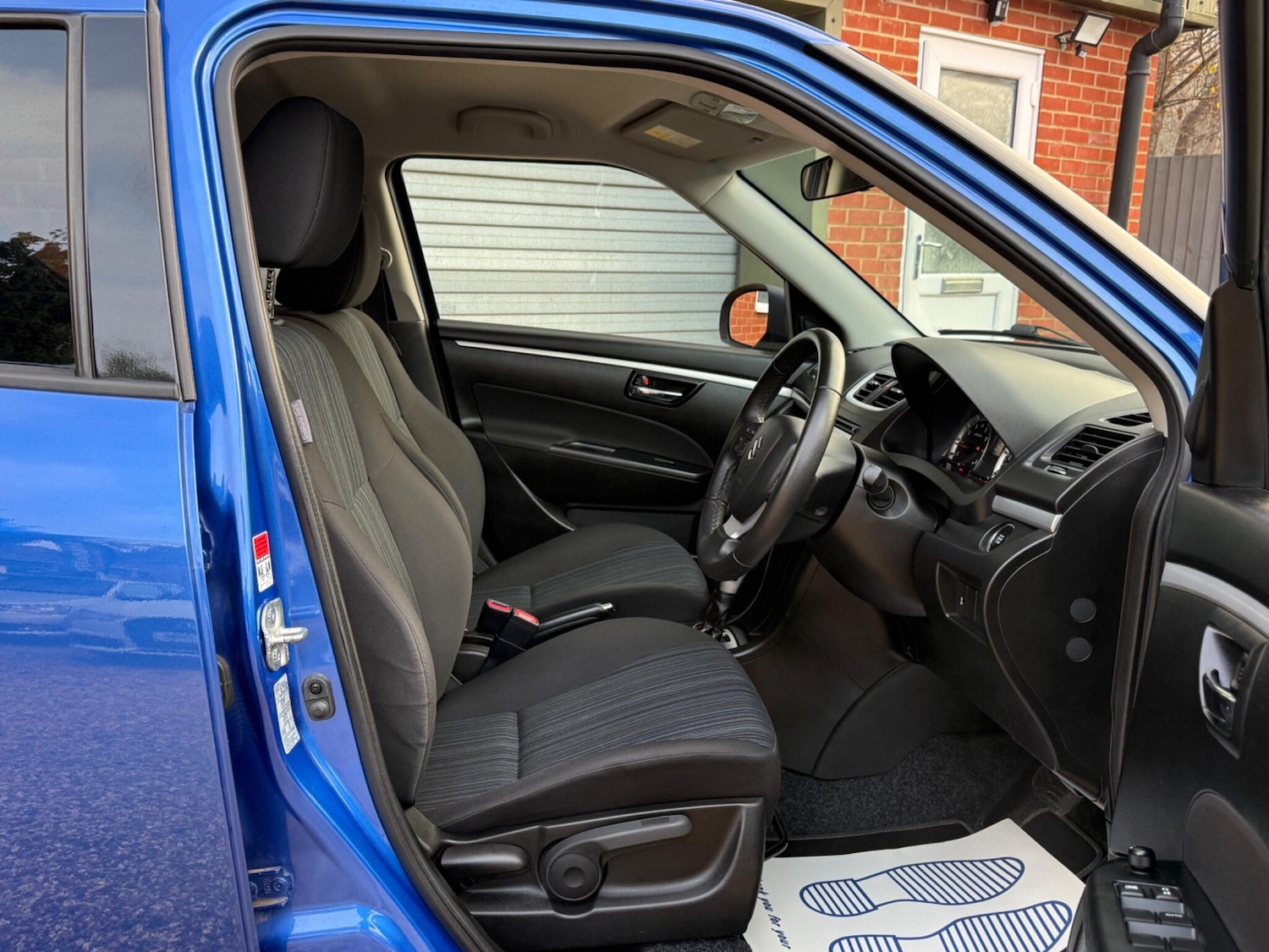 Used Suzuki Swift 2016 for sale - 76781959: Photo 10