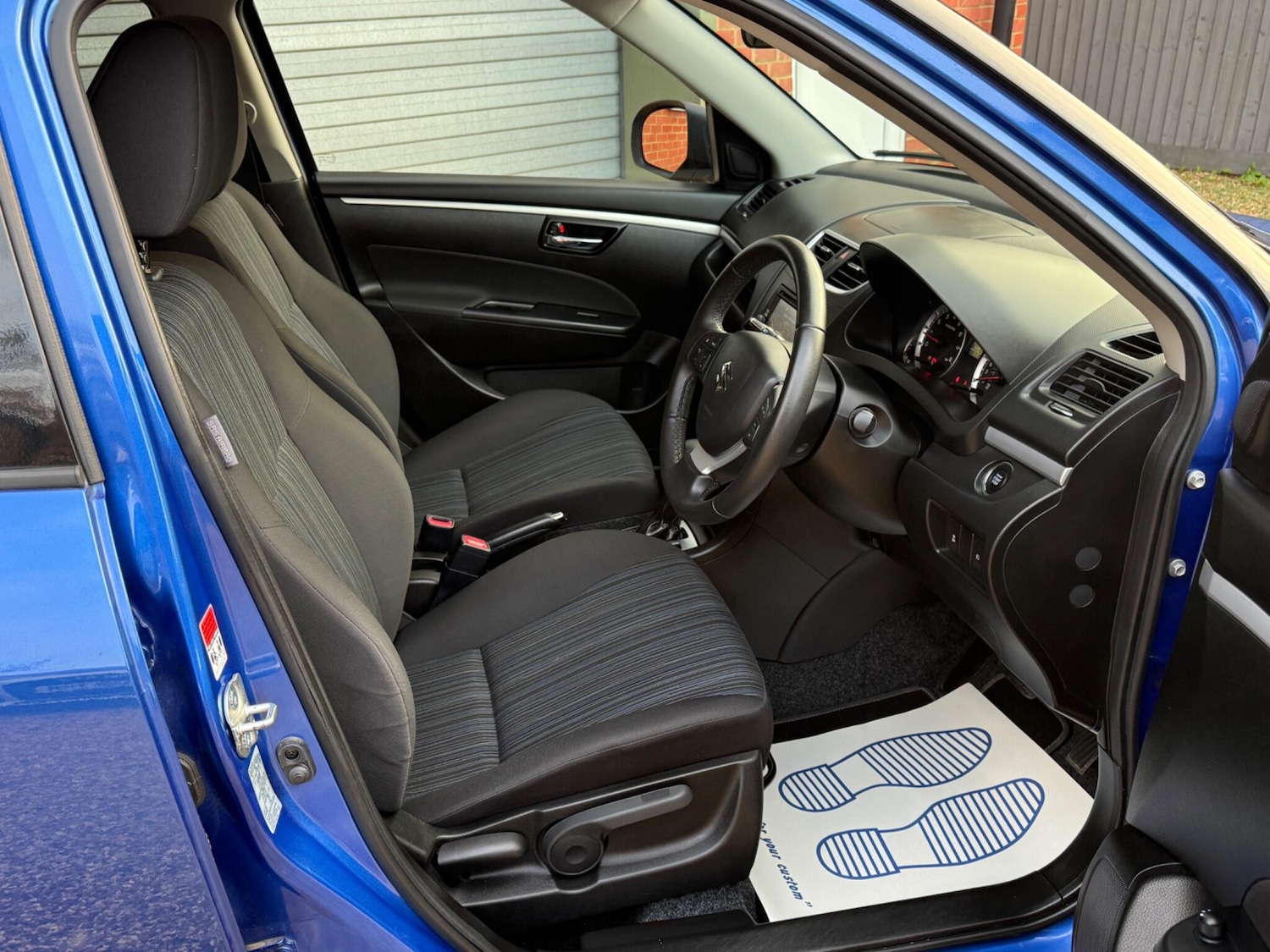 Used Suzuki Swift 2016 for sale - 76781959: Photo 12