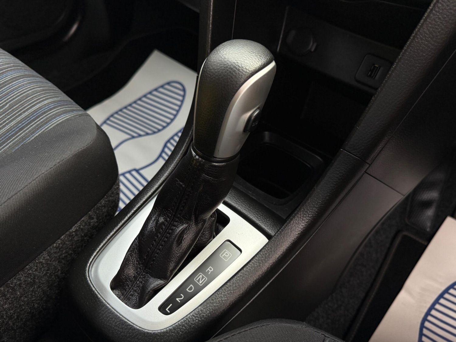 Used Suzuki Swift 2016 for sale - 76781959: Photo 7