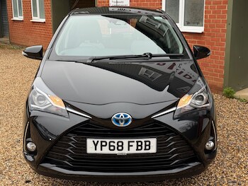 Used Toyota Yaris 2018 for sale - 77468092: Photo