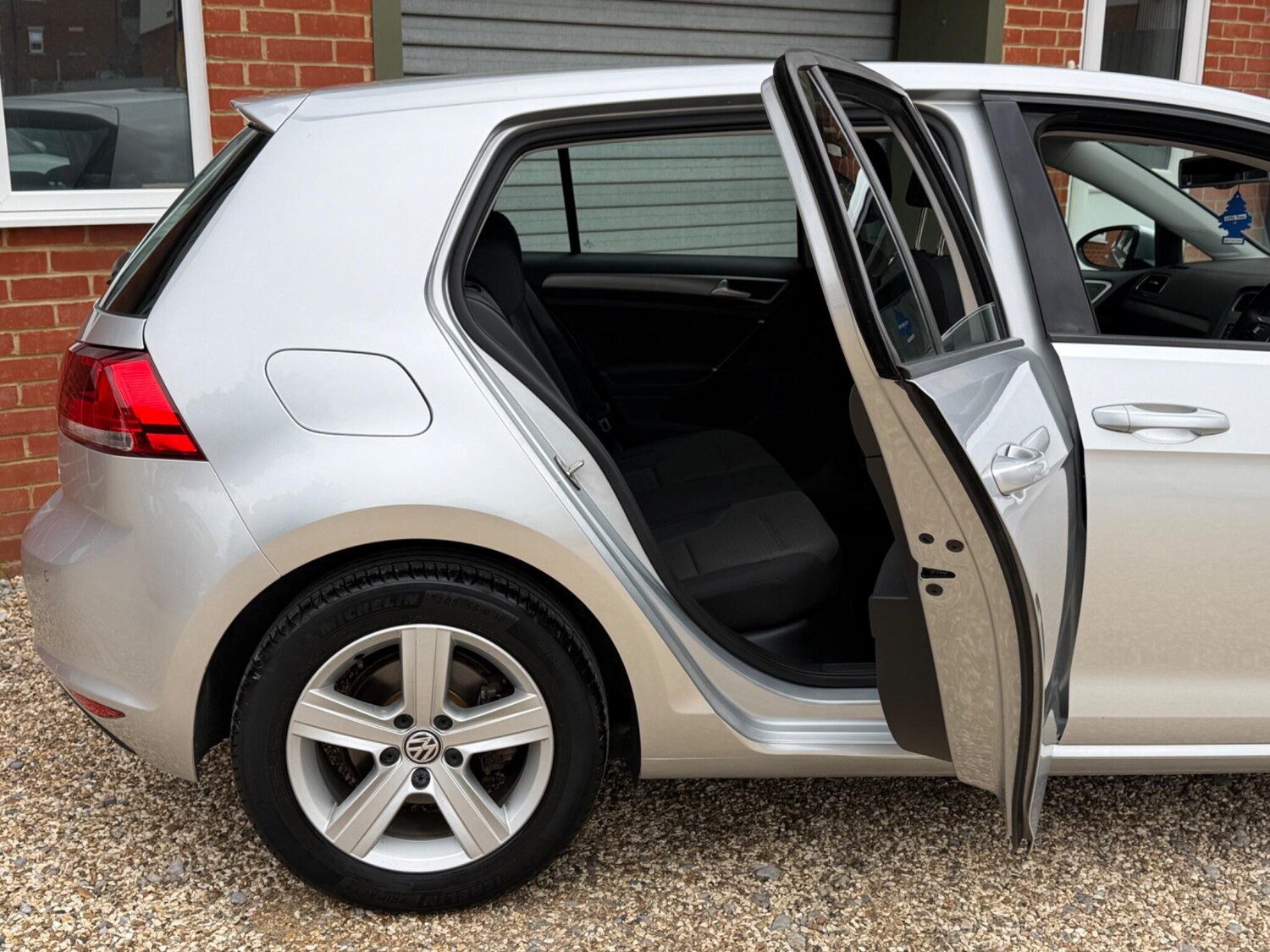 Used Volkswagen Golf for sale - 77940643: Photo 17