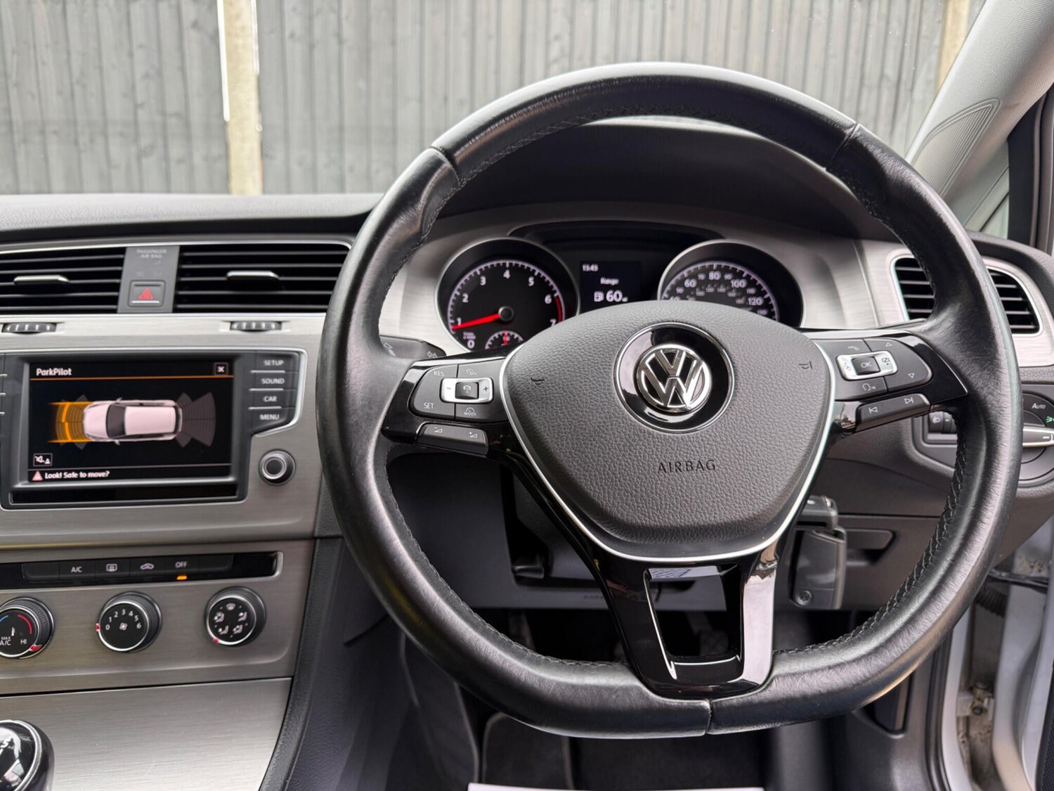 Used Volkswagen Golf for sale - 77940643: Photo 27