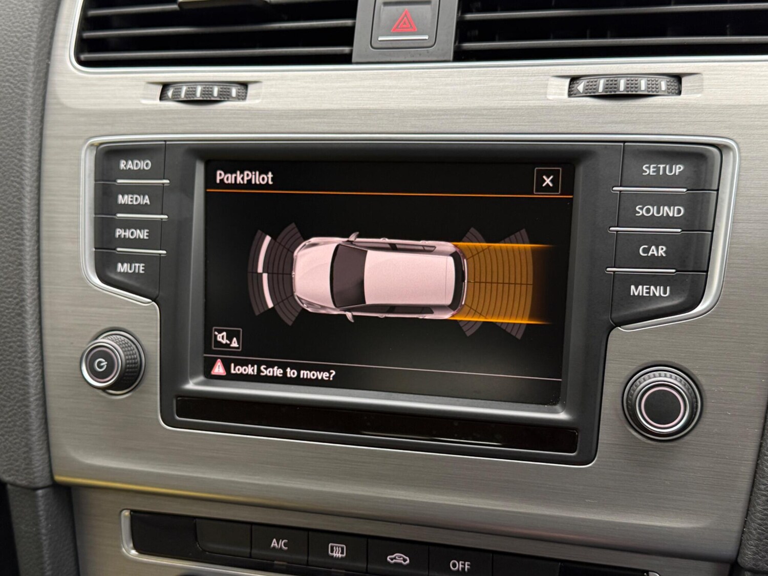 Used Volkswagen Golf for sale - 77940643: Photo 7