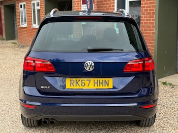 Used Volkswagen Golf SV 2017 for sale - 75678271: Photo