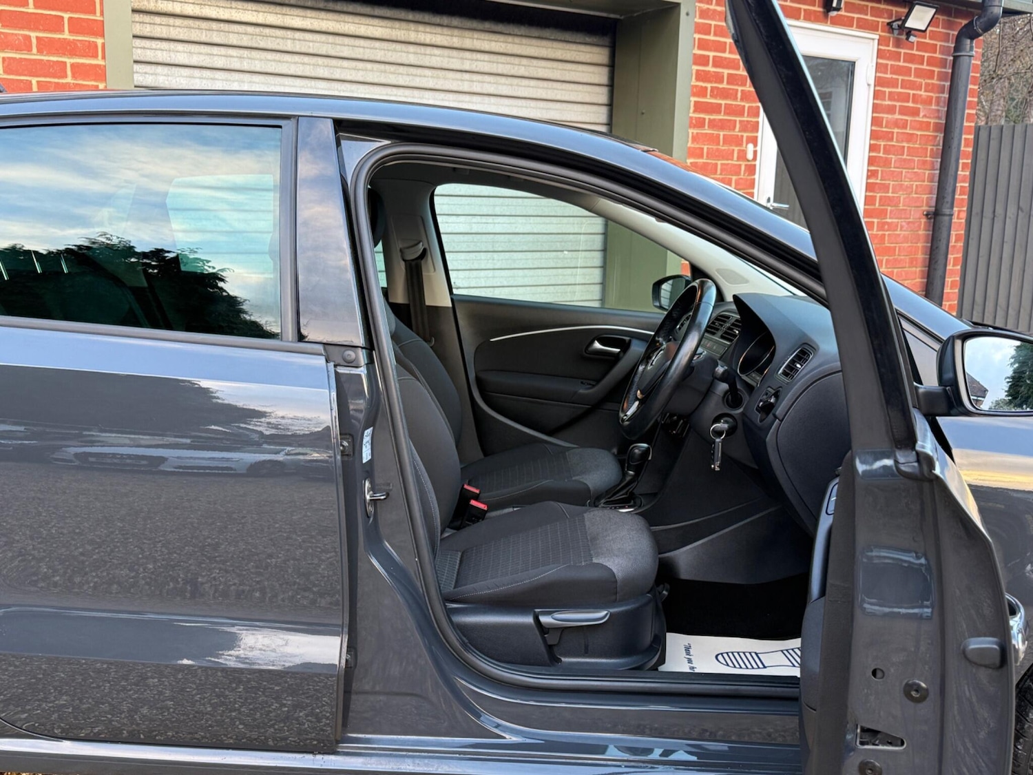 Used Volkswagen Polo 2017 for sale - 77001975: Photo 11