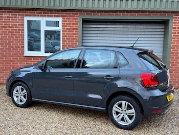 Used Volkswagen Polo 2017 for sale - 77001975: Photo