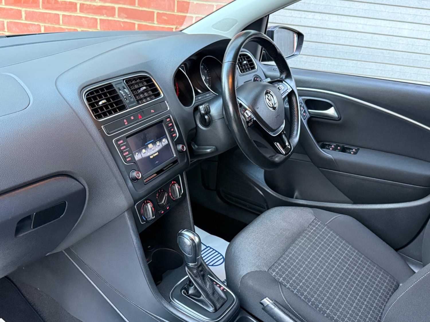 Used Volkswagen Polo 2017 for sale - 77001975: Photo 31