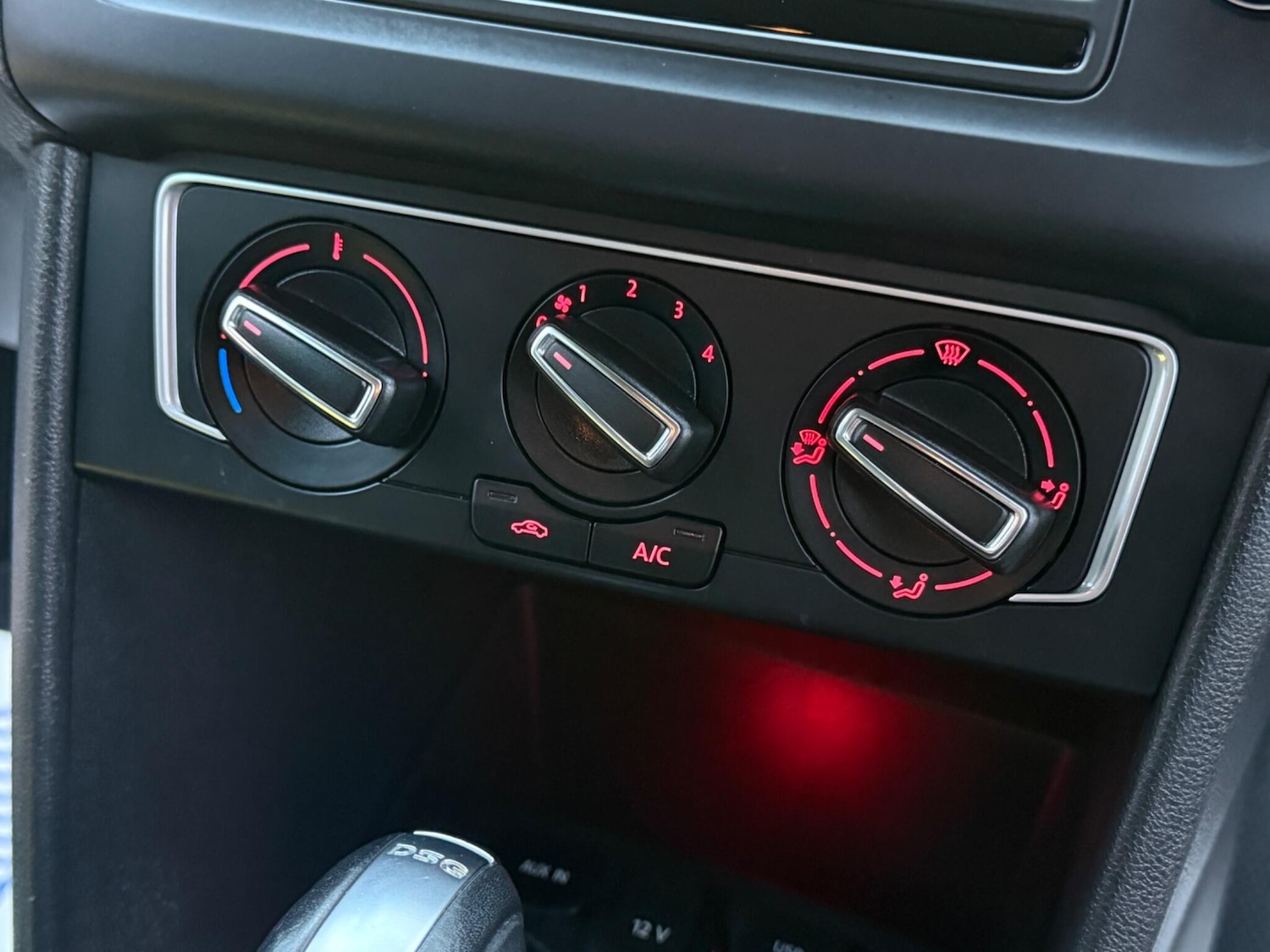 Used Volkswagen Polo 2017 for sale - 77001975: Photo 45