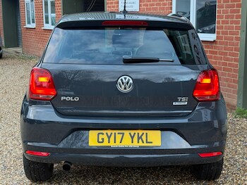 Used Volkswagen Polo 2017 for sale - 77001975: Photo