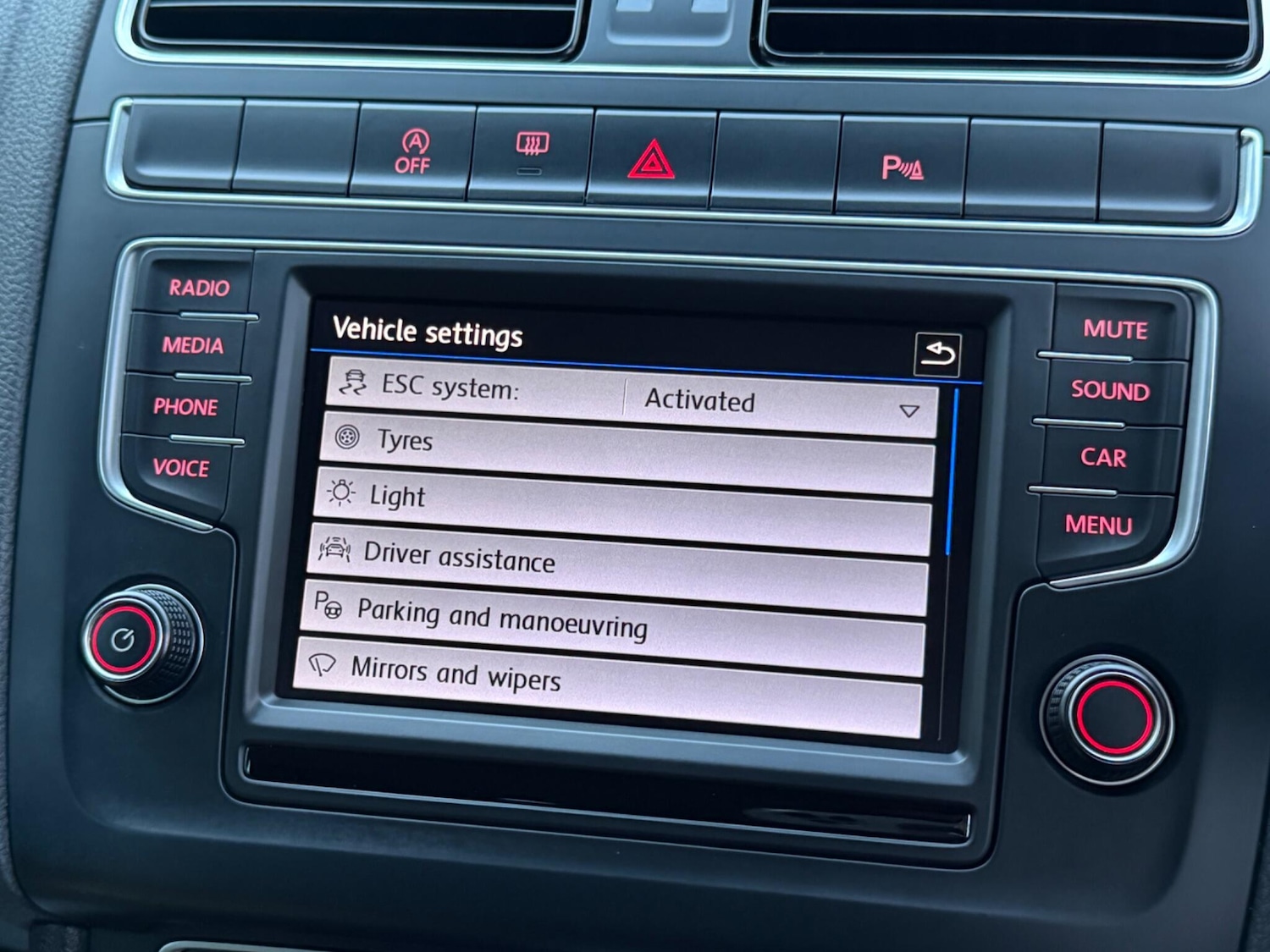 Used Volkswagen Polo 2017 for sale - 77001975: Photo 58